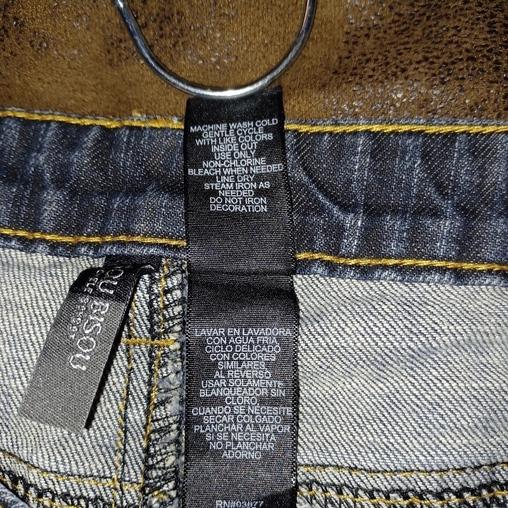 BISOU BISOU WOMENS JEANS, SIZE 8, 5 POCKET, WITH BLING. - Picture 9 of 9